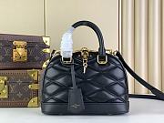 Louis Vuitton LV Alma Black BB 23.5 x 17.5 x 11.5 cm - 1