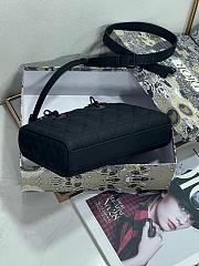 Dior Medium Lady D-Joy Bag Ultramatte Black Cannage Calfskin 26 x 13.5 x 5 cm - 4