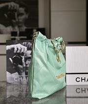 Chanel 22 Handbag Green 38x42x8cm - 2