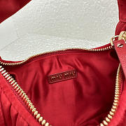 Miu Miu Wander Matelassé Zipped Shoulder Bag Red 20x6x17cm - 6