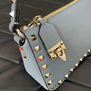 Valentino Garavani Grained Leather Blue Rockstud Bag 19x13x7cm - 5