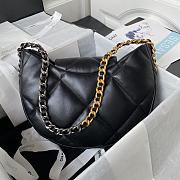 Chanel 19 Hobo Bag Black 25x20x7cm - 4