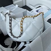 Chanel 19 Hobo Bag White 25x20x7cm - 4