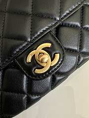 Chanel Small Bag With Handle Black Lambskin 20.5x11.5x5.5cm - 6