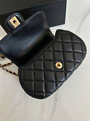 Chanel Small Bag With Handle Black Lambskin 20.5x11.5x5.5cm - 5