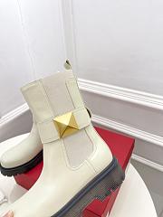 Valentino Garavani White One Stud Beatle Leather Boots - 5