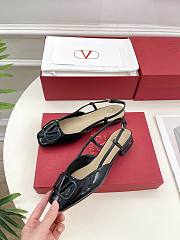 Valentino Garavani Roman Stud Black Flat - 2