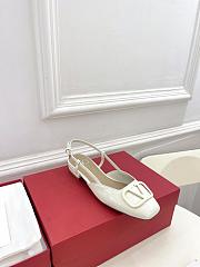 Valentino Garavani Roman Stud White Flat - 4