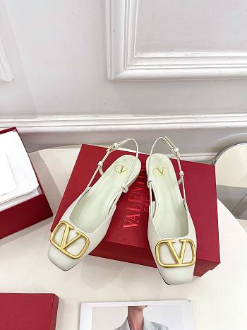 Valentino Garavani Roman Stud White Gold Flat