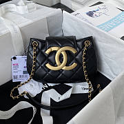 Chanel Small Messenger Black Gold Bag 21x14x5cm - 1