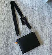 Louis Vuitton LV Trio Pouch Black 22x17x1cm - 2