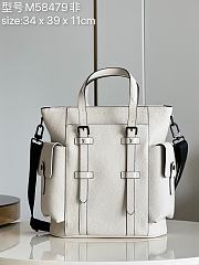 Louis Vuitton LV Taurillon Christopher Tote White 34x39x11cm - 1