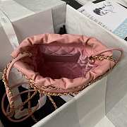 Chanel 22 Mini Handbag Pink Caviar Gold 20 × 19 × 6 cm - 6