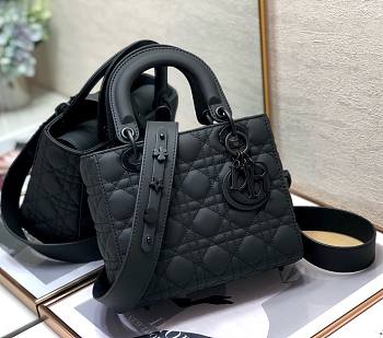 Dior Lady Black Ultra-Matte Bag So Black Size 20 x 16.5 x 8 cm