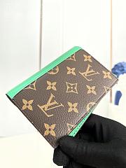 Louis Vuitton LV Passport Cover Monogram Green 10 x 14 x 2.5 cm - 5