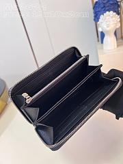 Louis Vuitton LV Lockme Zippy Black 19.5 x 10 x 2.5 cm - 4