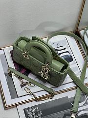 Dior Small Lady D-joy Bag Green 22x12x6cm - 3