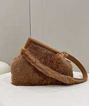 Fendi First Brown Shearling Bag 32.5x15x23.5cm - 3