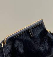 Fendi First Black Shearling Bag 32.5x15x23.5cm - 4