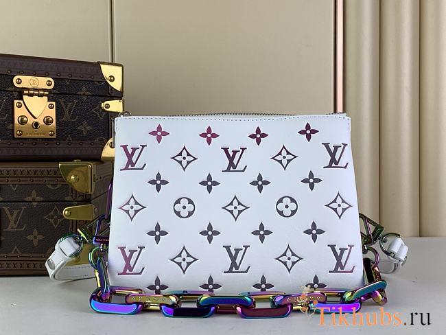 Louis Vuitton LV Coussin BB H27 White 21 x 16 x 7 cm - 1