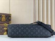 Louis Vuitton LV Briefcase Explorer Monogram 39 x 28 x 11 cm - 6