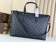 Louis Vuitton LV Briefcase Explorer Monogram 39 x 28 x 11 cm - 5