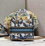 Dior Medium Lady D-lite Bag White Blue 24 x 20 x 11 cm - 2