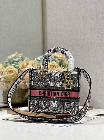 Dior Medium Lady D-lite Bag White and Pastel Pink Butterfly 24 x 20 x 11 cm