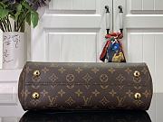 Louis Vuitton LV Cluny MM Monogram Beige 32 x 22.5 x 12 cm - 2