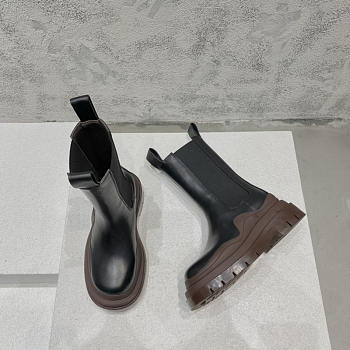 Bottega Veneta Tire Chelsea Boot Black Brown