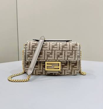 Fendi Baguette Chain Midi Dove Gray Gold 24x7x13cm