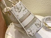 Dior Medium Lady D-Lite Bag Gold-Tone and White Butterfly 24 x 20 x 11 cm - 4