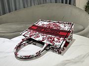 Dior Medium Book Tote White Red Le Cœur des Papillons 36 x 27.5 x 16.5 cm - 6