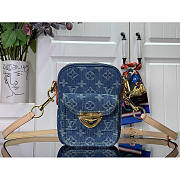 Louis Vuitton LV Fairfax Pochette Denim Blue 14 x 18 x 2.7 cm - 1