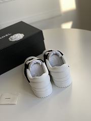 Chanel Sneaker Black White - 5