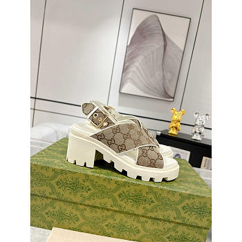 Gucci GG Supreme Lug Sole Sandals Beige And White