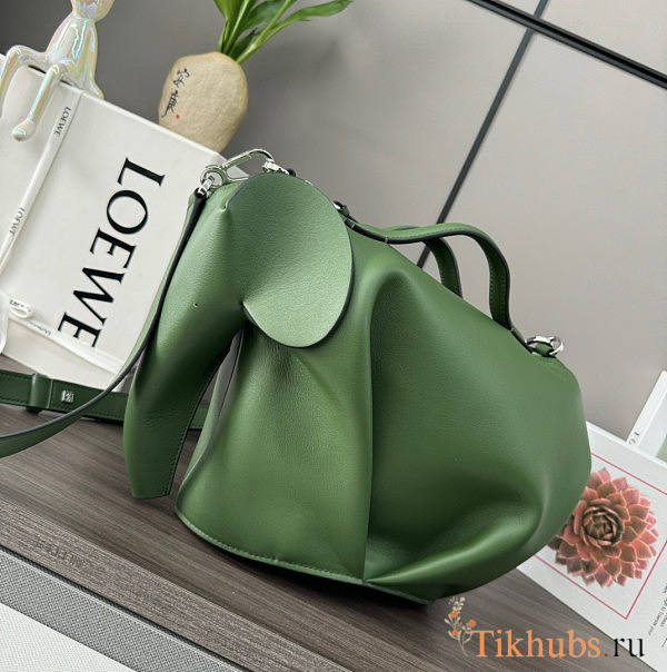 Loewe Elephant Bag In Classic Calfskin Green 36x26.5x22cm - 1