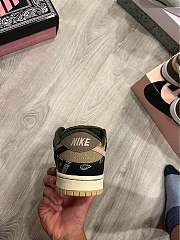 Nike Dunk SB Travis Scott Sneaker - 4