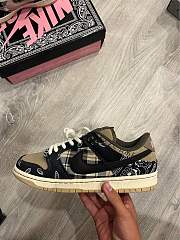 Nike Dunk SB Travis Scott Sneaker - 2