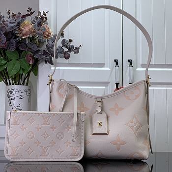 Louis Vuitton LV Carryall Zip NM PM Latte White 29.5 x 24 x 12 cm