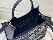 Dior Small Book Tote Black Macrocannage 26.5 x 21 x 14 cm - 6