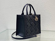 Dior Small Book Tote Black Macrocannage 26.5 x 21 x 14 cm - 5