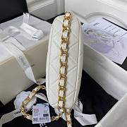 Chanel Hobo White Bag 23x23x6cm - 6