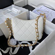 Chanel Hobo White Bag 23x23x6cm - 5