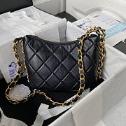 Chanel Hobo Black Bag 23x23x6cm - 5