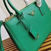 Prada Galleria Saffiano Leather Green Bag 28x20x12cm - 5