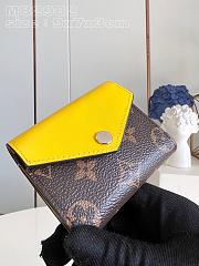 Louis Vuitton LV Zoé Wallet Yellow 9.5 x 7.5 x 3 cm - 4