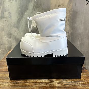 Balenciaga Alaska Low Boot in White Nylon