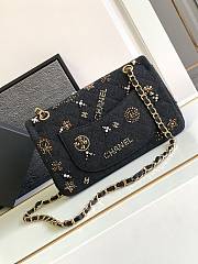 Chanel Flap Bag Black Gold 25cm - 3