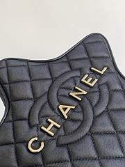 Chanel Star Handbag Satin & Gold Black 22.5x22.5x6cm - 2